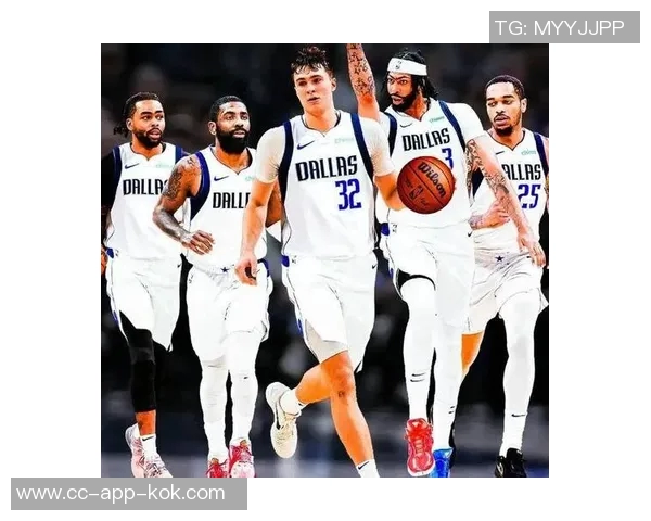 弗拉格首次尝试大个子阵容自信与浓眉共担后卫角色 弗拉格首次尝试大个子阵容自信与浓眉共担后卫角色